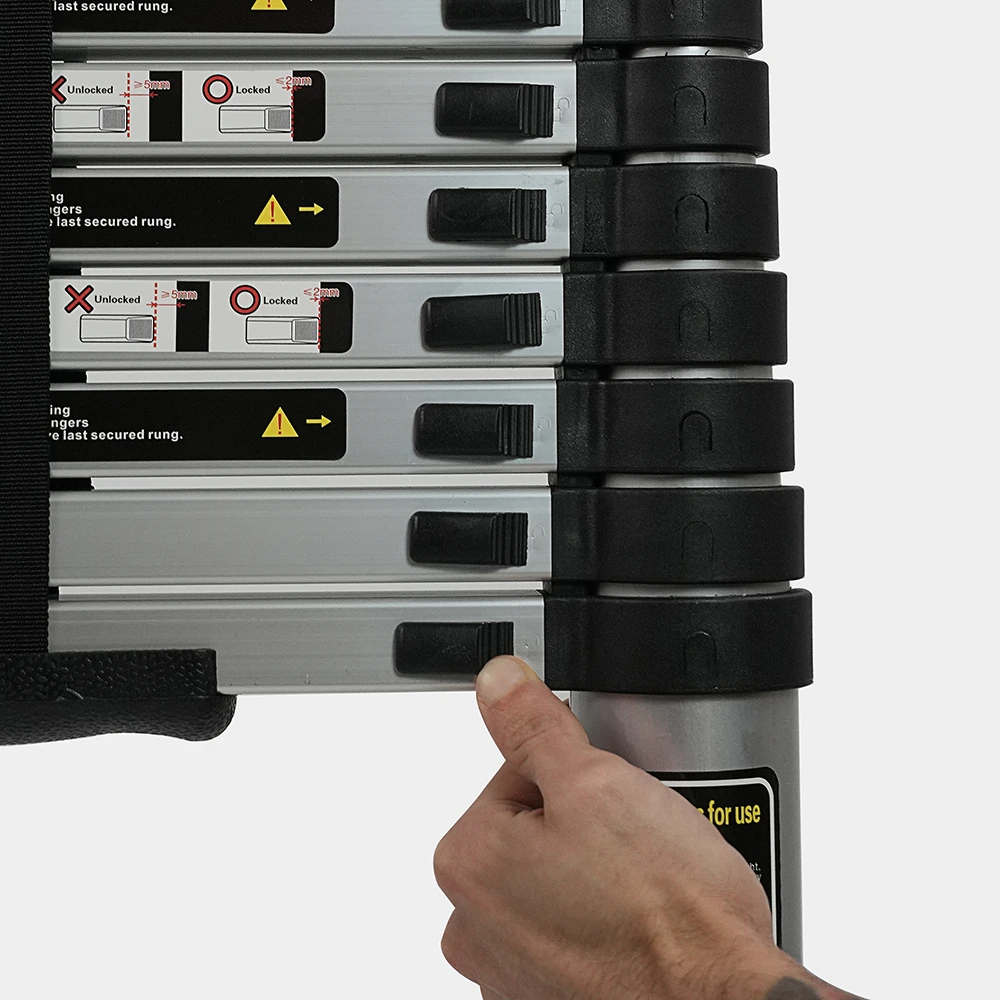 Esc008nd 001 un dsc09610 gris