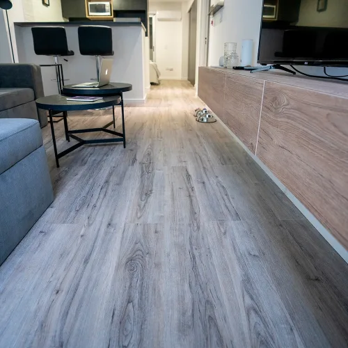 HarteFlooring Pisos SPC Cedro Ambientada4