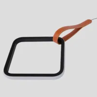 Lumie_Lampara-Catania-NegroConCuero_0021_Gris Lumie Lampara Catania NegroConCuero 0021 Gris