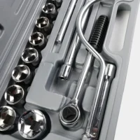 CAH007EH 001 UN DSC00649 GRIS